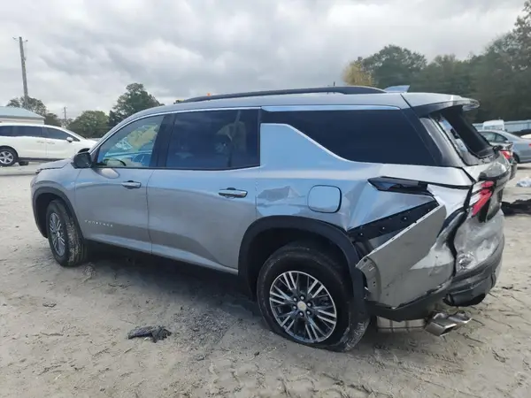 1GNERGKS4RJ248981 2024 CHEVROLET TRAVERSE - Image 2