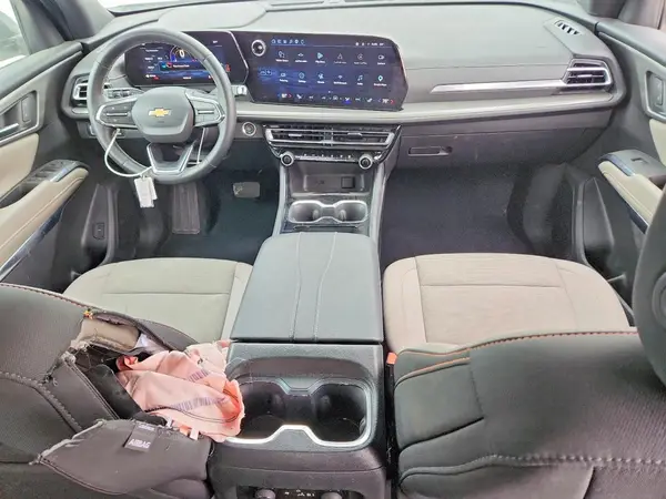 1GNERGKS5TJ220890 2026 CHEVROLET TRAVERSE - Image 8