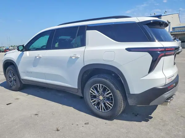 1GNERGKS5TJ293953 2026 CHEVROLET TRAVERSE - Image 2