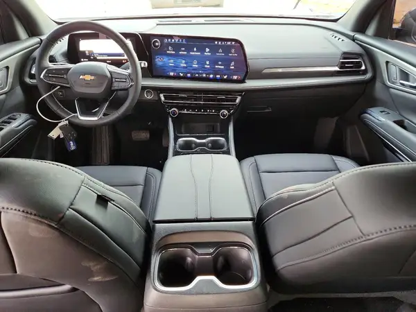 1GNERGKS6TJ178729 2026 CHEVROLET TRAVERSE - Image 8