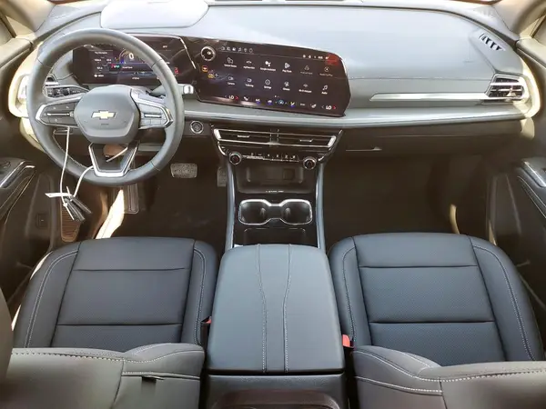 1GNERGKS7TJ100380 2026 CHEVROLET TRAVERSE - Image 8