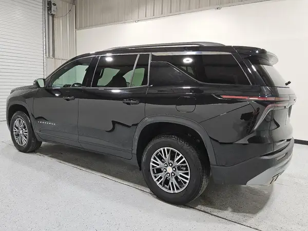 1GNERGKS8RJ159348 2024 CHEVROLET TRAVERSE - Image 2