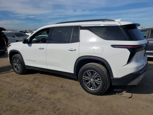 1GNERGKS8RJ173556 2024 CHEVROLET TRAVERSE - Image 2