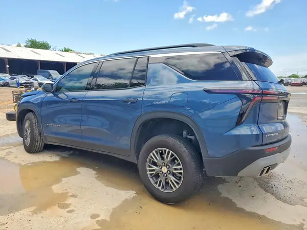 1GNERGKS8TJ102686 2026 CHEVROLET TRAVERSE - Image 2