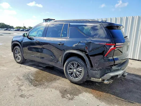 1GNERGKS8TJ305626 2026 CHEVROLET TRAVERSE - Image 2