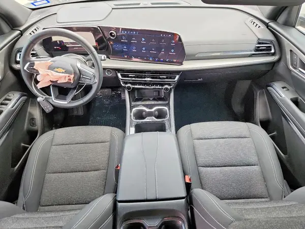 1GNERGKSXTJ109932 2026 CHEVROLET TRAVERSE - Image 8