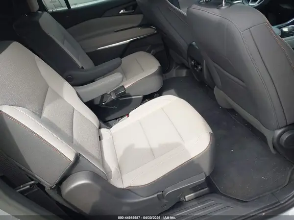 1GNERGKSXTJ236177 2026 CHEVROLET TRAVERSE - Image 8