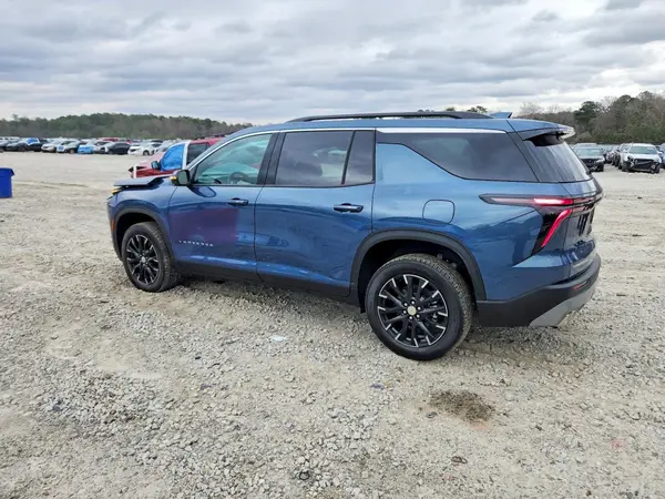 1GNERGKSXTJ270779 2026 CHEVROLET TRAVERSE - Image 2