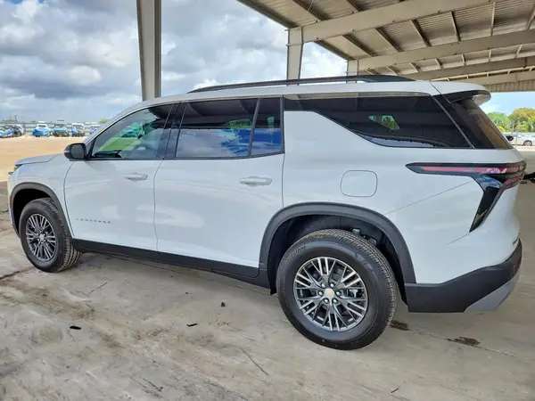 1GNERGKSXTJ277506 2026 CHEVROLET TRAVERSE - Image 2
