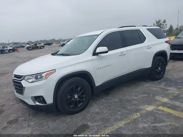 1GNERGKW0JJ107154 2018 CHEVROLET TRAVERSE - Image 2