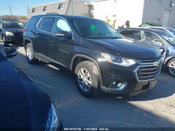 1GNERGKW0JJ121944 2018 CHEVROLET TRAVERSE - Image 1