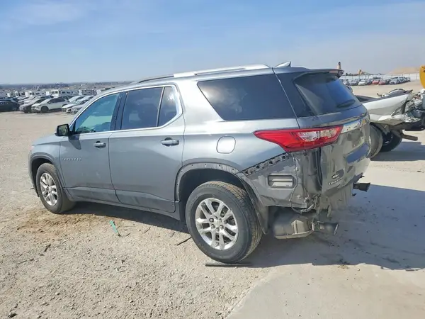 1GNERGKW0JJ127338 2018 CHEVROLET TRAVERSE - Image 2