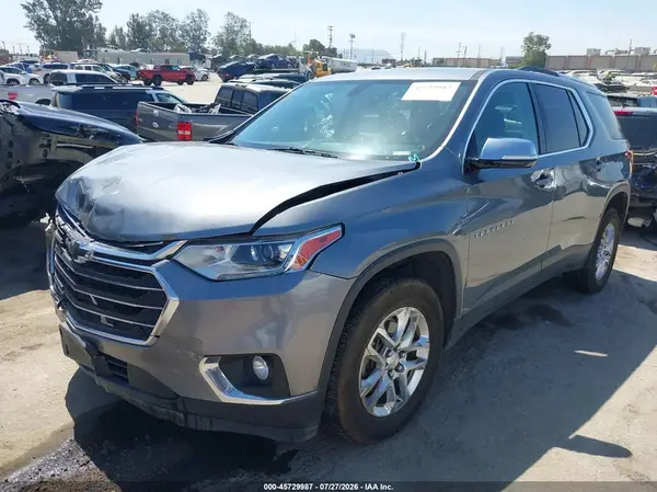 1GNERGKW0JJ134256 2018 CHEVROLET TRAVERSE - Image 2