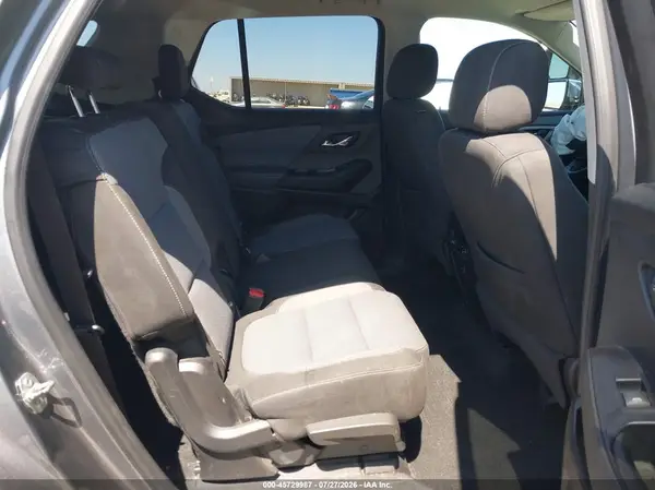 1GNERGKW0JJ134256 2018 CHEVROLET TRAVERSE - Image 8