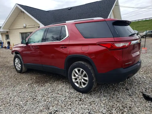 1GNERGKW0JJ141000 2018 CHEVROLET TRAVERSE - Image 2