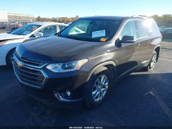 1GNERGKW0JJ147931 2018 CHEVROLET TRAVERSE - Image 2