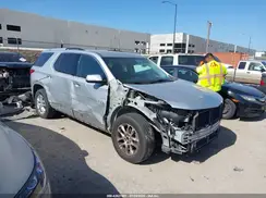 1GNERGKW0JJ153194 2018 CHEVROLET TRAVERSE