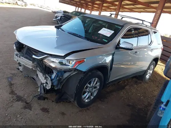 1GNERGKW0JJ168746 2018 CHEVROLET TRAVERSE - Image 2