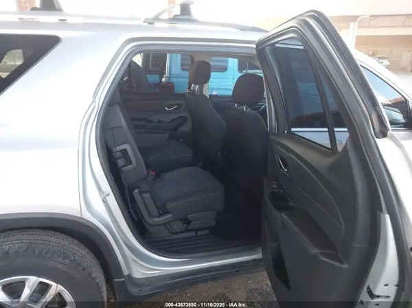 1GNERGKW0JJ168746 2018 CHEVROLET TRAVERSE - Image 8