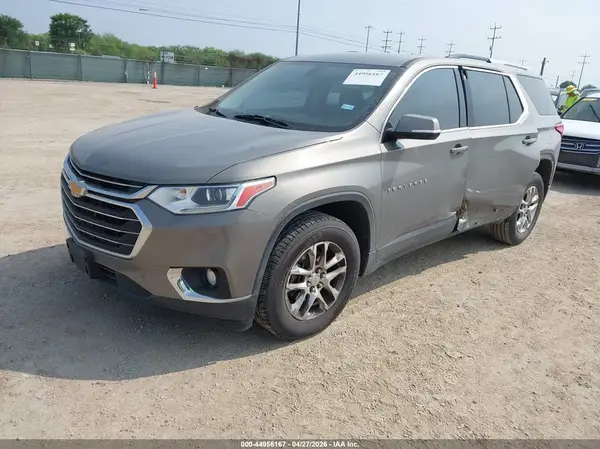 1GNERGKW0JJ172747 2018 CHEVROLET TRAVERSE - Image 2