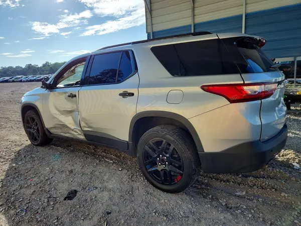 1GNERGKW0JJ175468 2018 CHEVROLET TRAVERSE - Image 2