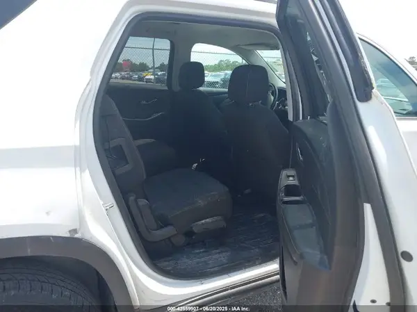 1GNERGKW0JJ185871 2018 CHEVROLET TRAVERSE - Image 8