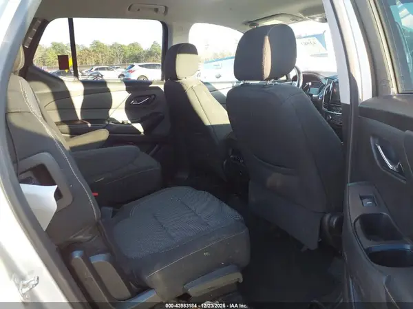 1GNERGKW0JJ189323 2018 CHEVROLET TRAVERSE - Image 8