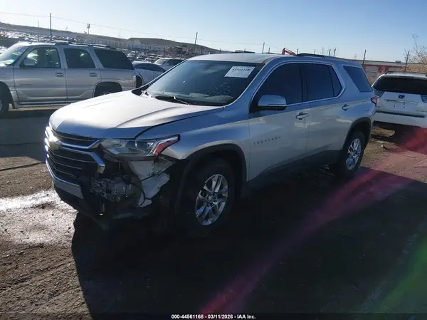 1GNERGKW0JJ195106 2018 CHEVROLET TRAVERSE - Image 2