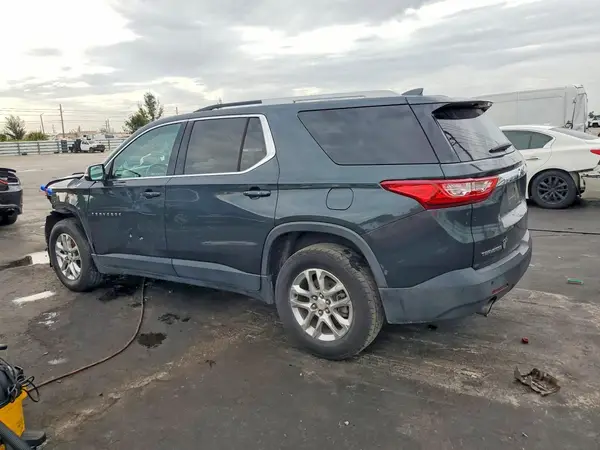1GNERGKW0JJ216732 2018 CHEVROLET TRAVERSE - Image 2