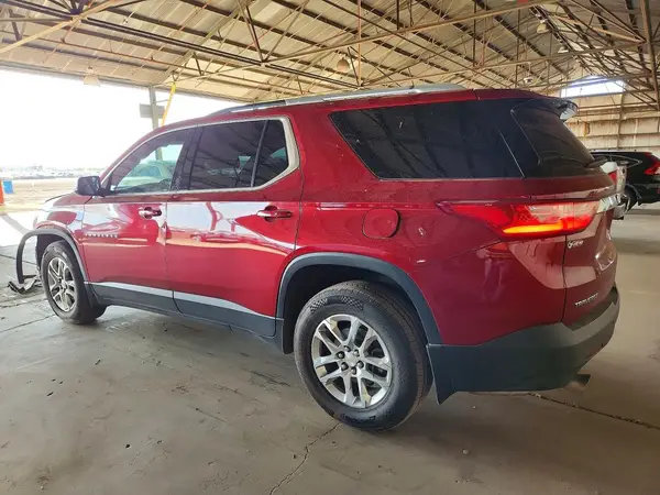 1GNERGKW0JJ238360 2018 CHEVROLET TRAVERSE - Image 2