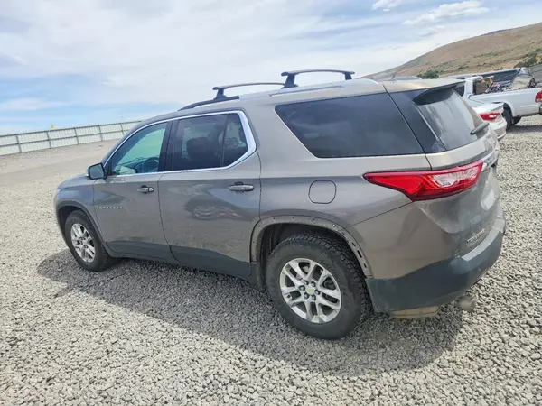 1GNERGKW0JJ244529 2018 CHEVROLET TRAVERSE - Image 2