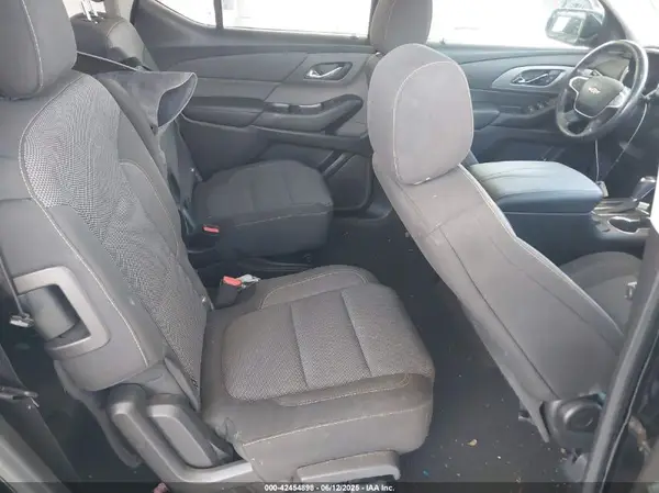 1GNERGKW0JJ264120 2018 CHEVROLET TRAVERSE - Image 8