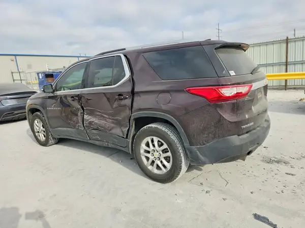1GNERGKW0JJ285548 2018 CHEVROLET TRAVERSE - Image 2