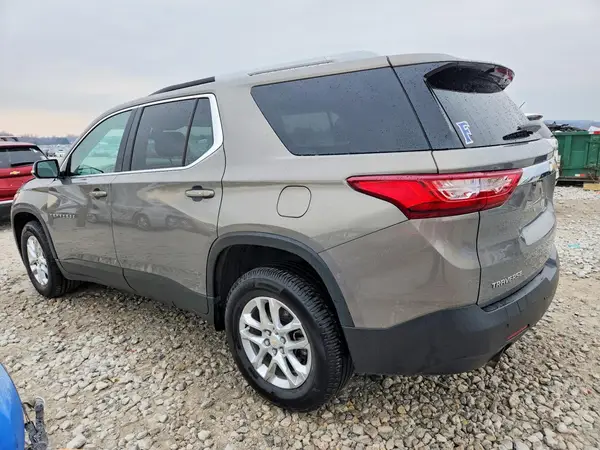 1GNERGKW0JJ285789 2018 CHEVROLET TRAVERSE - Image 2
