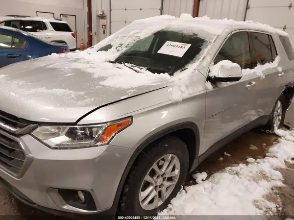 1GNERGKW0KJ165640 2019 CHEVROLET TRAVERSE - Image 2