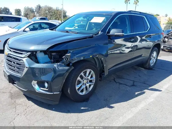 1GNERGKW0KJ241955 2019 CHEVROLET TRAVERSE - Image 2