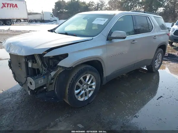 1GNERGKW0KJ252051 2019 CHEVROLET TRAVERSE - Image 2