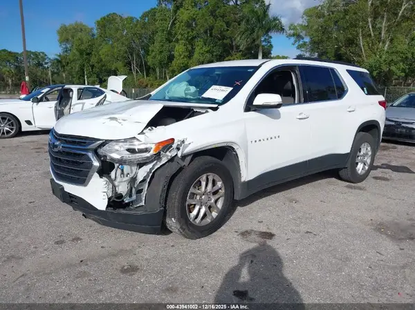 1GNERGKW0KJ258660 2019 CHEVROLET TRAVERSE - Image 2