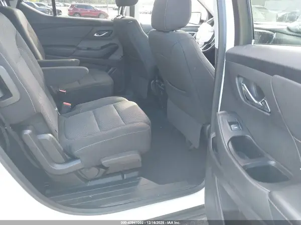 1GNERGKW0KJ258660 2019 CHEVROLET TRAVERSE - Image 8