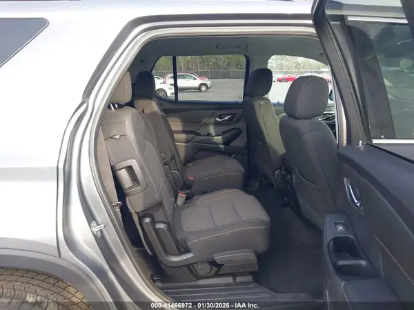 1GNERGKW0KJ269058 2019 CHEVROLET TRAVERSE - Image 8