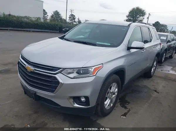1GNERGKW0KJ272817 2019 CHEVROLET TRAVERSE - Image 2