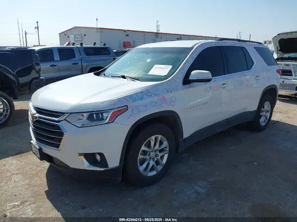 1GNERGKW0LJ313013 2020 CHEVROLET TRAVERSE - Image 2