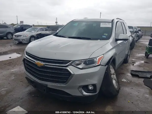 1GNERGKW0LJ321631 2020 CHEVROLET TRAVERSE - Image 2
