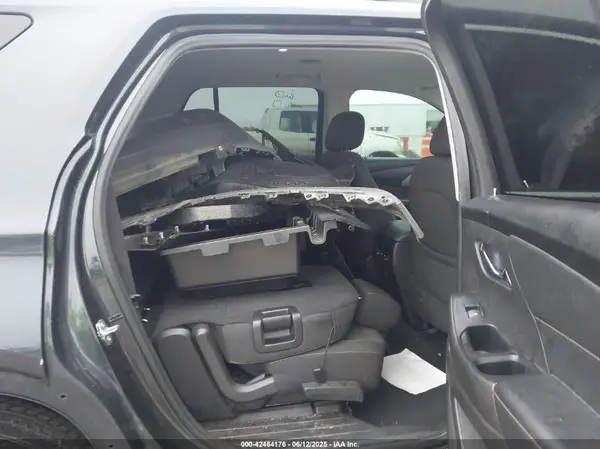 1GNERGKW0MJ157167 2021 CHEVROLET TRAVERSE - Image 8