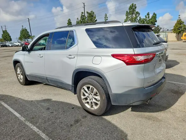 1GNERGKW0MJ257401 2021 CHEVROLET TRAVERSE - Image 2