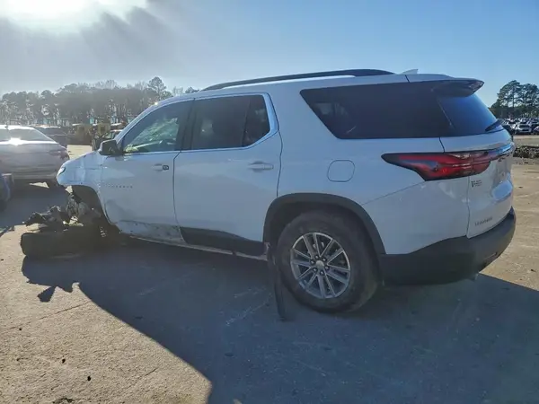 1GNERGKW0NJ169370 2022 CHEVROLET TRAVERSE - Image 2
