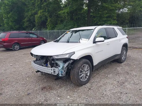 1GNERGKW0PJ175592 2023 CHEVROLET TRAVERSE - Image 2