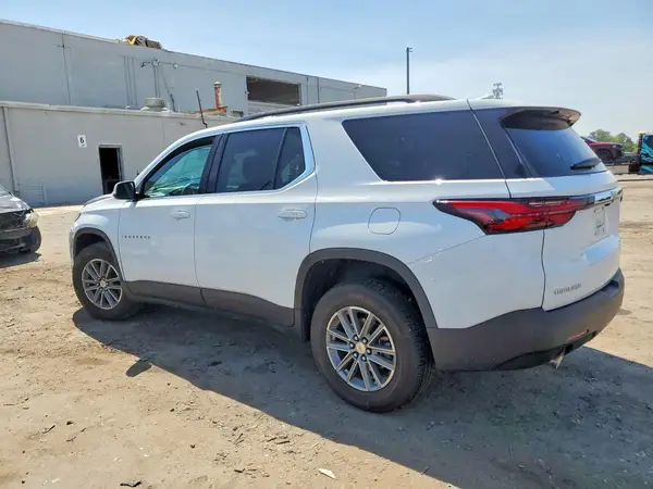 1GNERGKW0PJ186219 2023 CHEVROLET TRAVERSE - Image 2