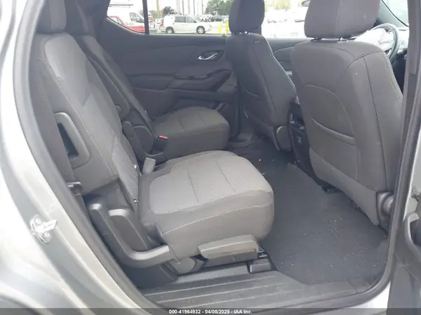 1GNERGKW0PJ252087 2023 CHEVROLET TRAVERSE - Image 8