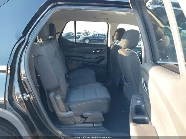 1GNERGKW1JJ136775 2018 CHEVROLET TRAVERSE - Image 8